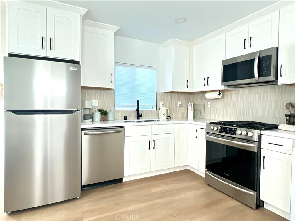 6399 San Harco Circle #B Buena Park, CA 90620