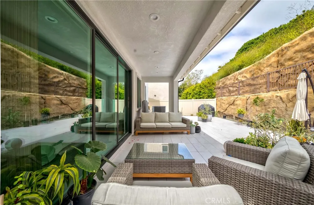 1613 Veridian Lane San Pedro, CA 90732