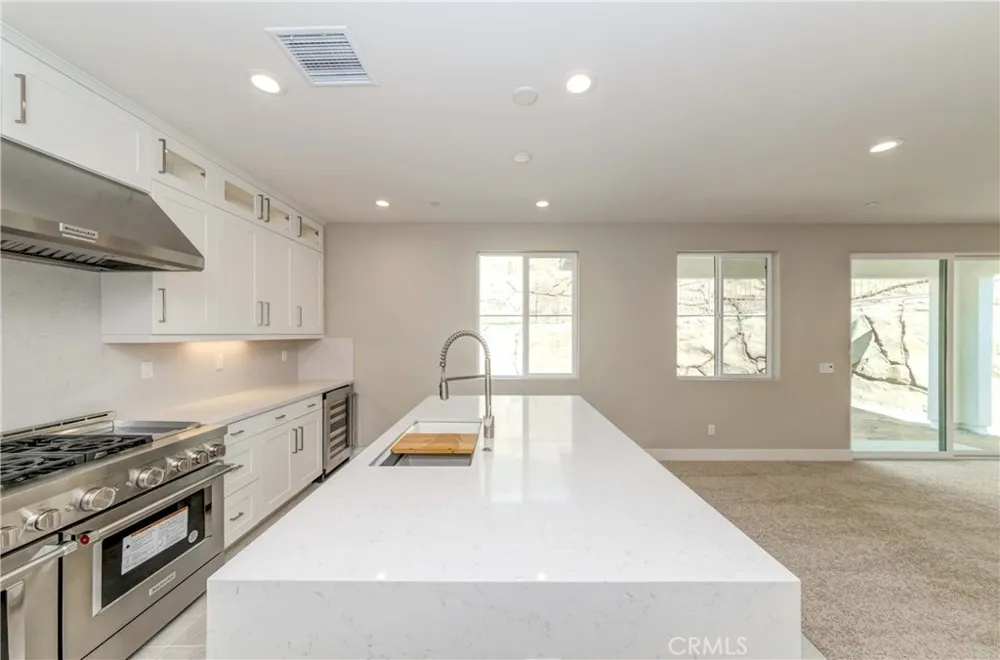 1613 Veridian Lane San Pedro, CA 90732