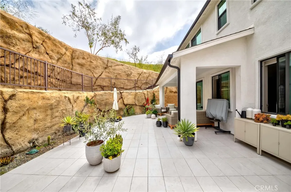 1613 Veridian Lane San Pedro, CA 90732