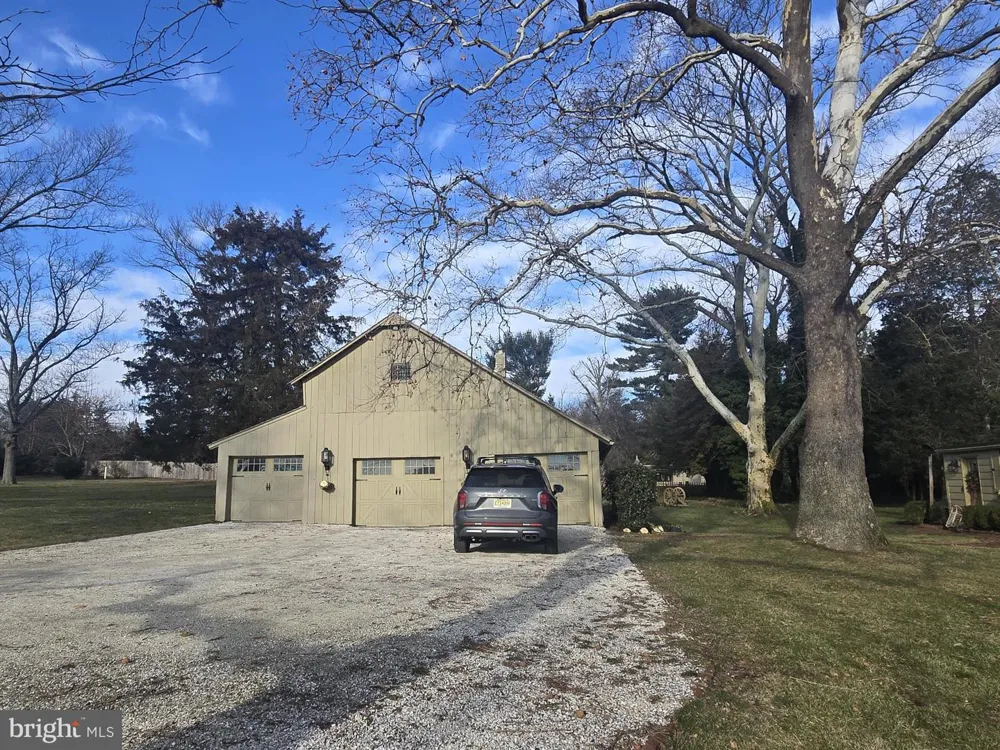 1349 KINGS HIGHWAY Pilesgrove, NJ 08098