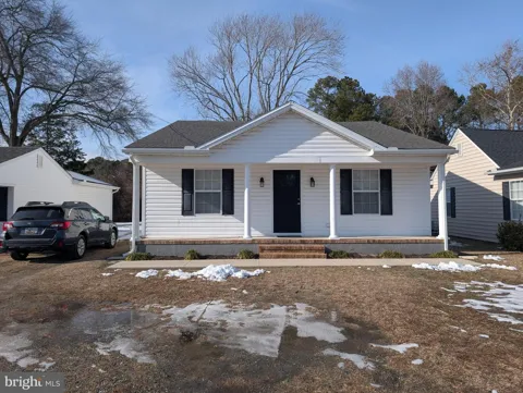 108 CAMDEN AVENUE