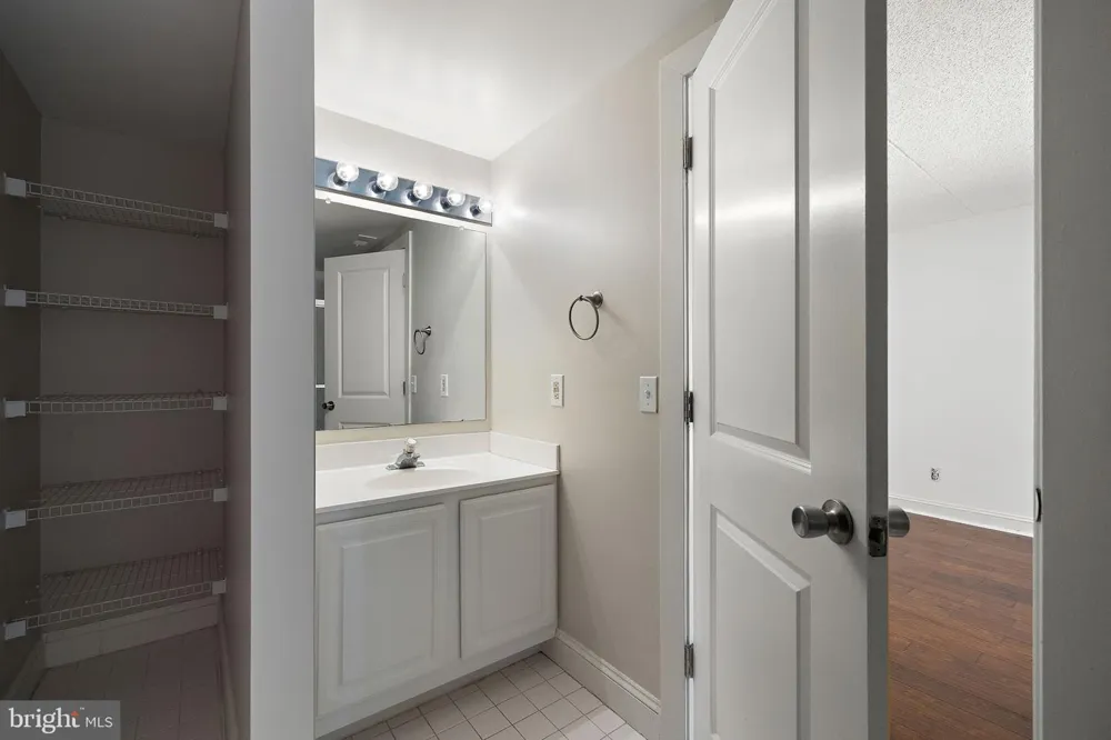 1704 PARK DRIVE #A318 Wilmington, DE 19806