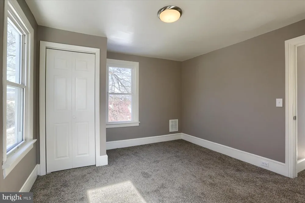 801 MOUNTAIN ROAD Harrisburg, PA 17112