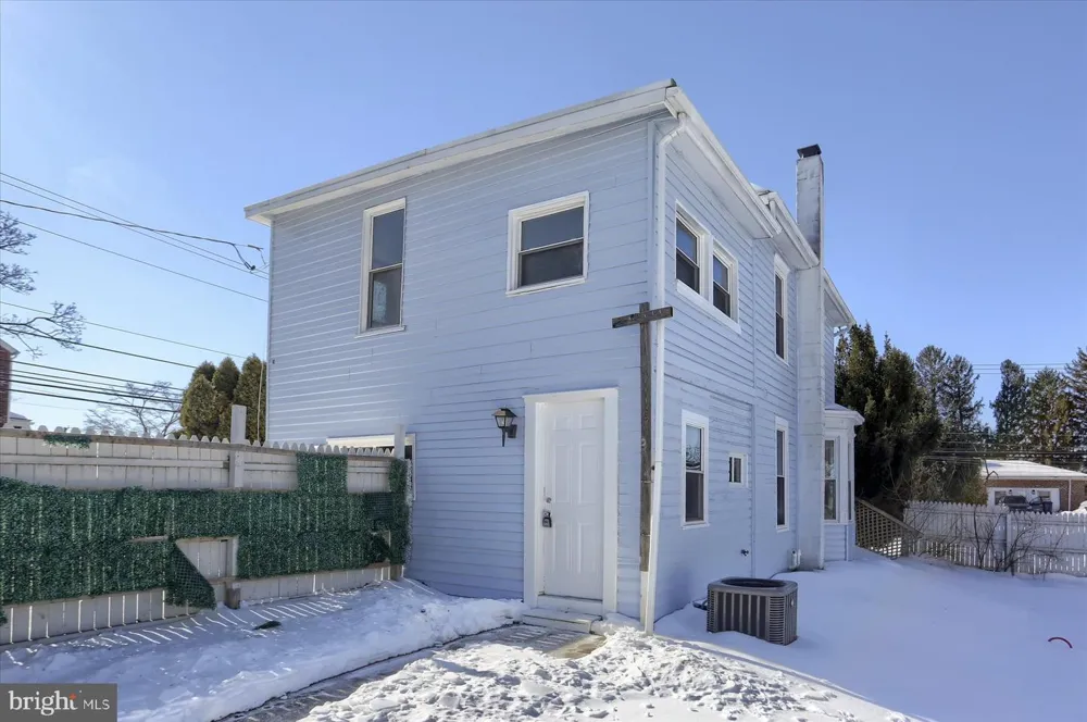 801 MOUNTAIN ROAD Harrisburg, PA 17112