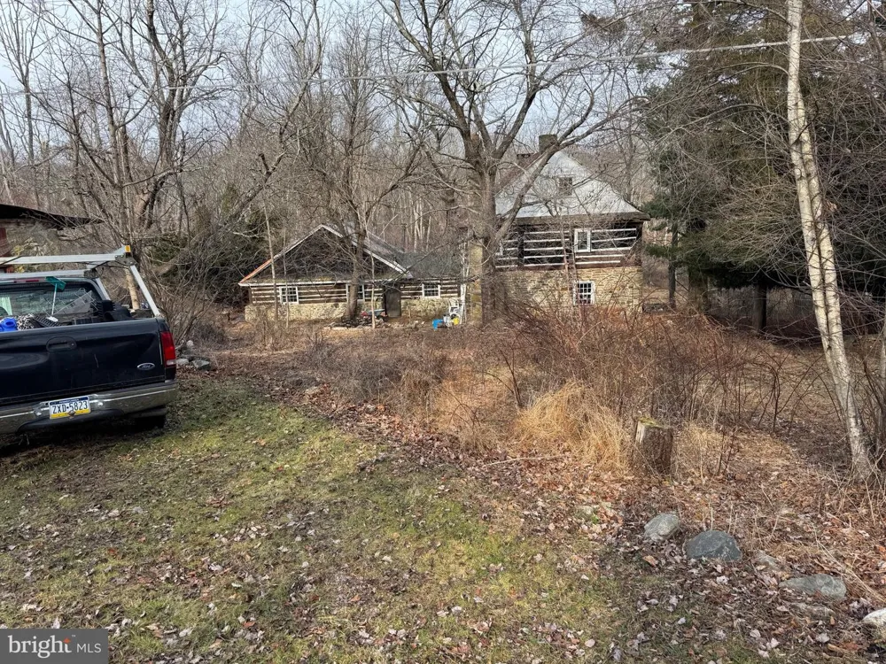 142 TOWNSHIP ROAD Macungie, PA 18062