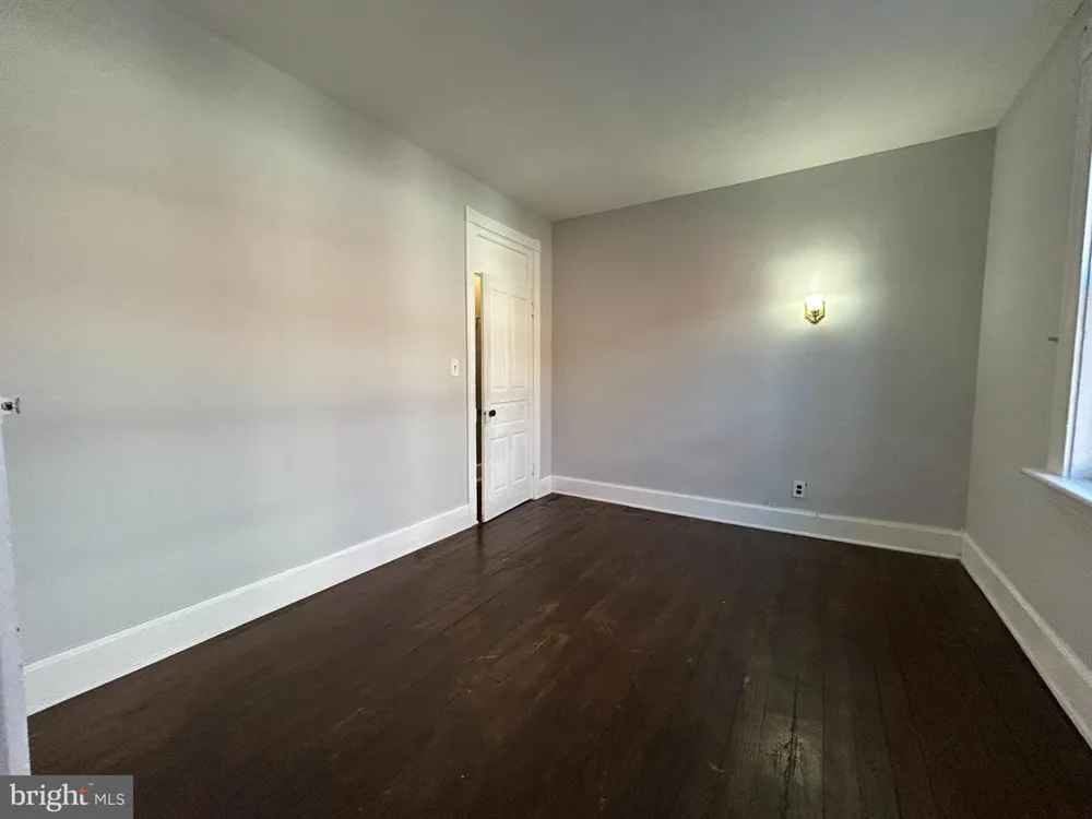 806 18TH Harrisburg, PA 17103