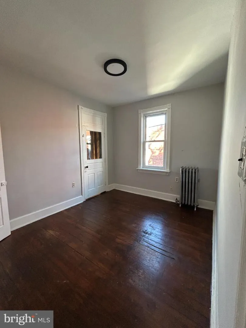 806 18TH Harrisburg, PA 17103