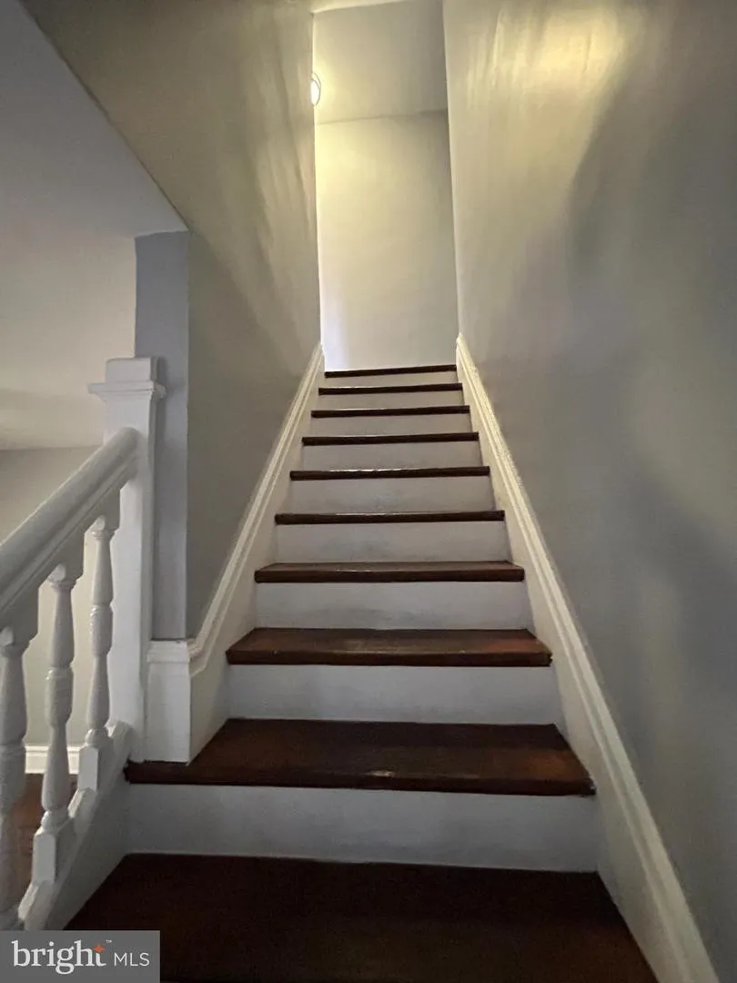 806 18TH Harrisburg, PA 17103