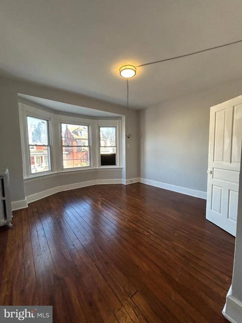 806 18TH Harrisburg, PA 17103