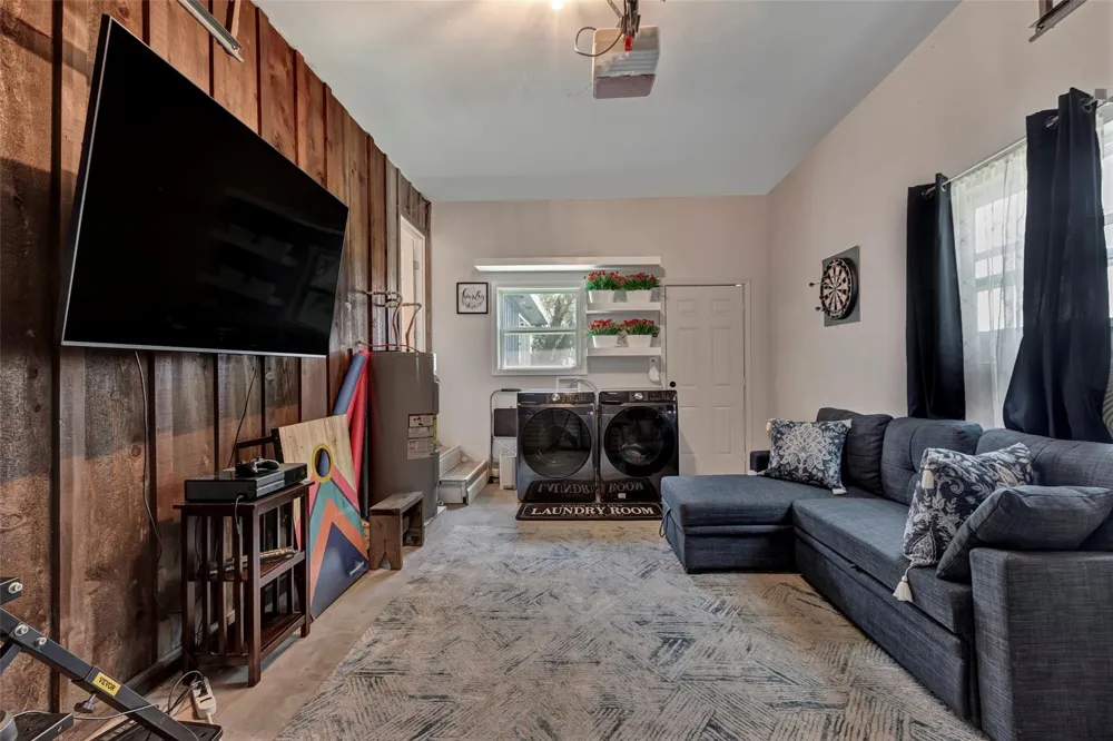 354 Edgewater Way Point Blank, TX 77364
