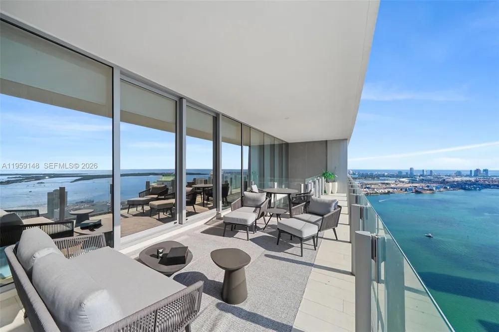 300 Biscayne Blvd Way #4602 Miami, FL 33131
