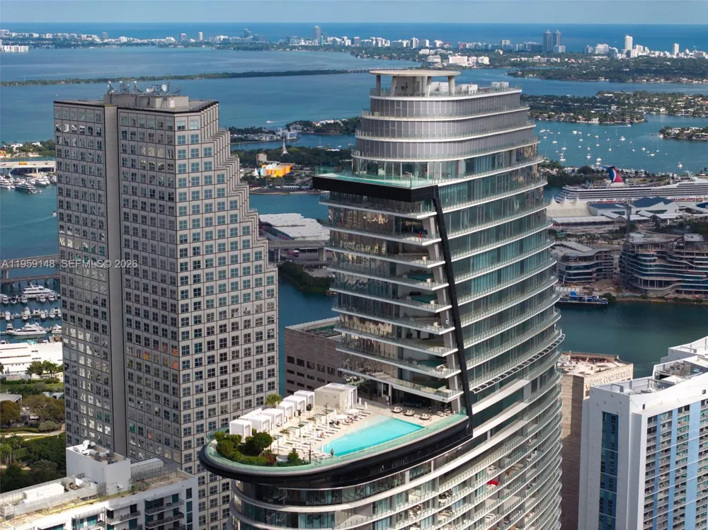 300 Biscayne Blvd Way #4602 Miami, FL 33131