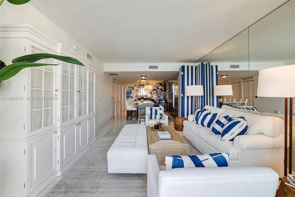 460 NE 28 #704 Miami, FL 33137