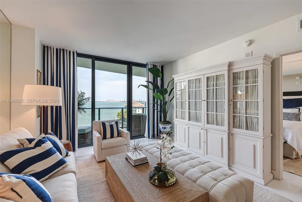 460 NE 28 #704 Miami, FL 33137