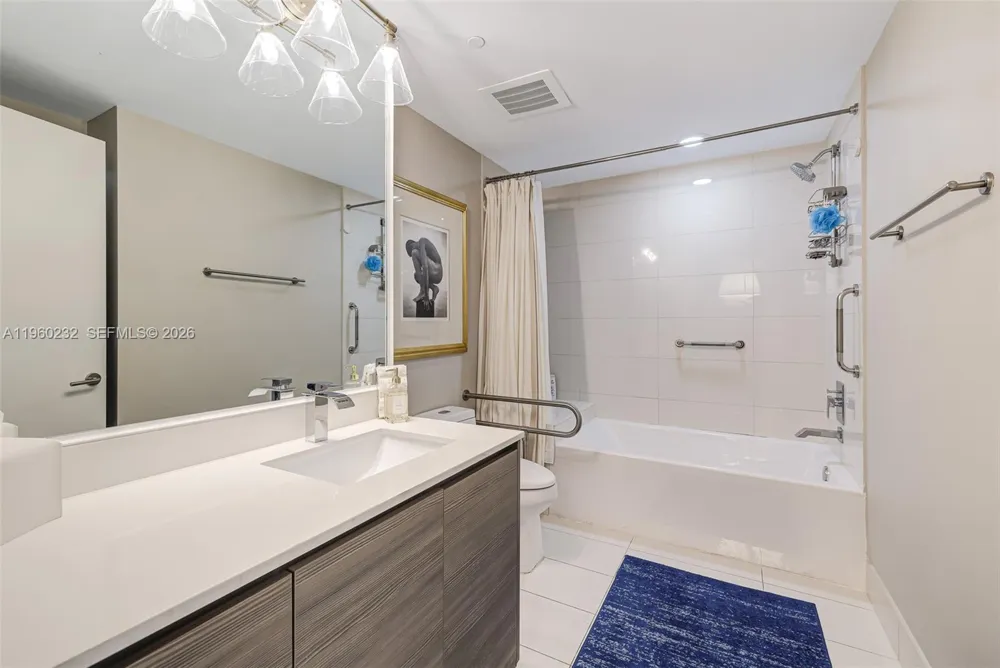 460 NE 28 #704 Miami, FL 33137