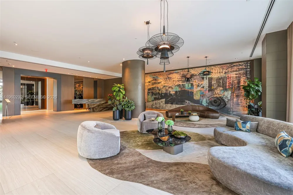 460 NE 28 #704 Miami, FL 33137
