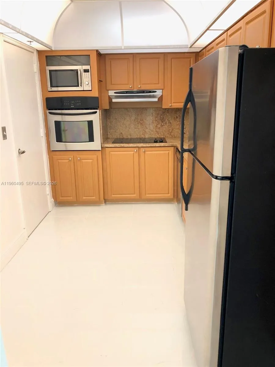 3901 S Ocean Dr #2J Hollywood, FL 33019