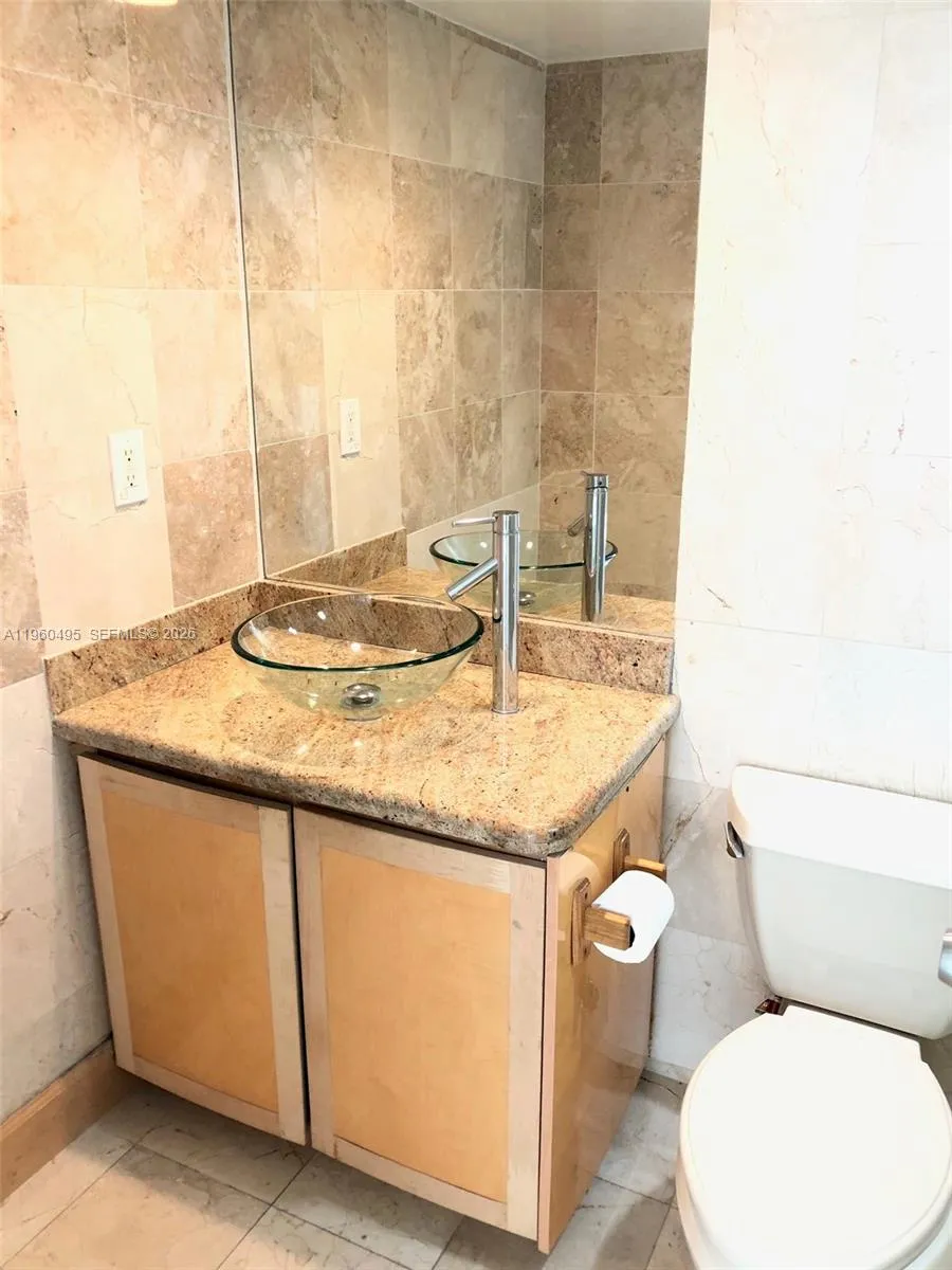 3901 S Ocean Dr #2J Hollywood, FL 33019
