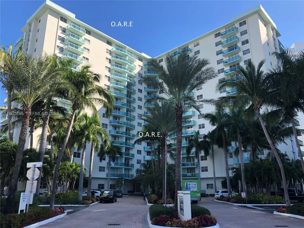 3901 S Ocean Dr #2J Hollywood, FL 33019