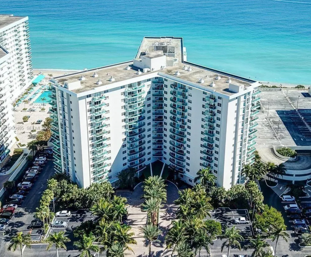 3901 S Ocean Dr #2J Hollywood, FL 33019