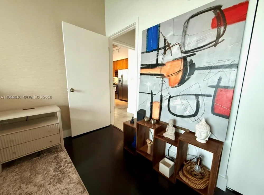 2001 Biscayne Blvd #3608 Miami, FL 33137