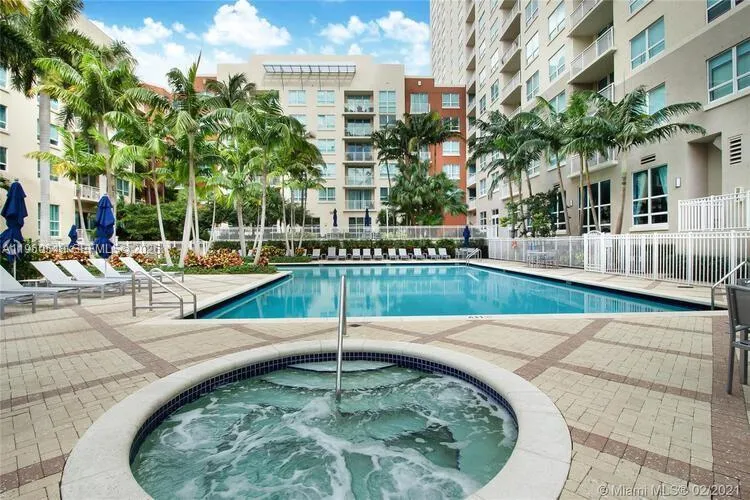 2001 Biscayne Blvd #3608 Miami, FL 33137