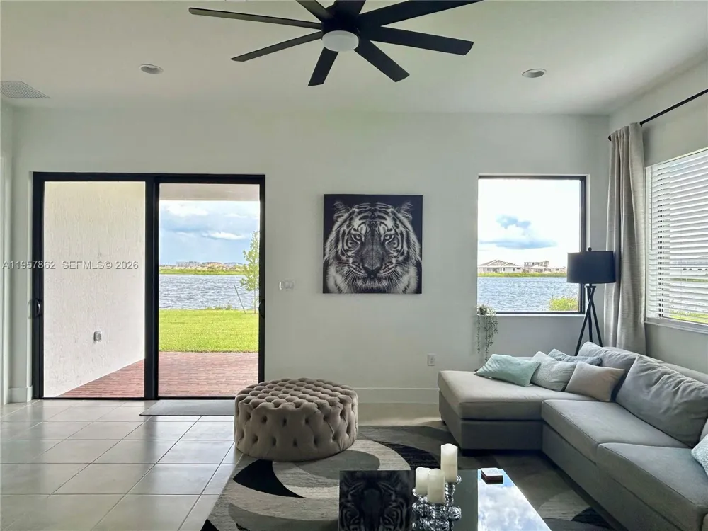 5077 GAMBERO WAY #5077 Other City - In The State Of Florida, FL 34142