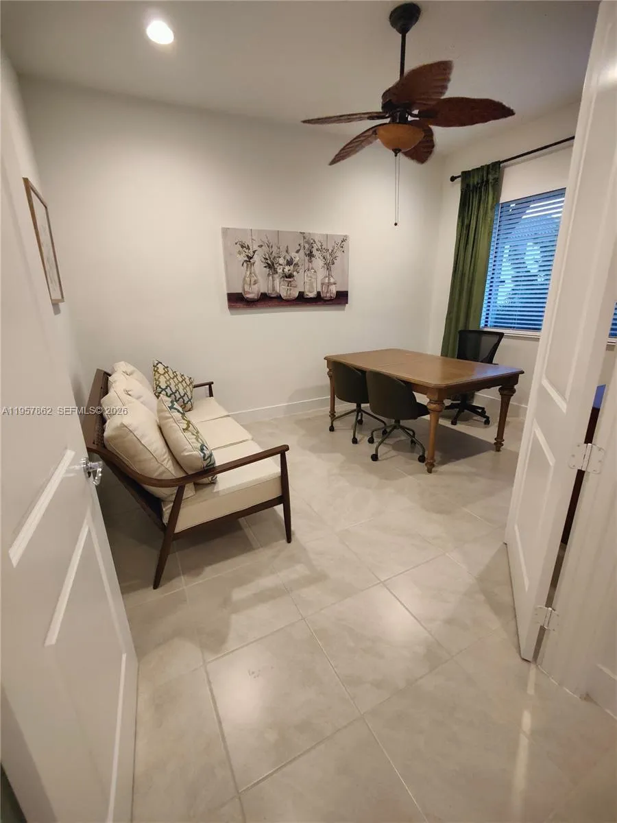 5077 GAMBERO WAY #5077 Other City - In The State Of Florida, FL 34142