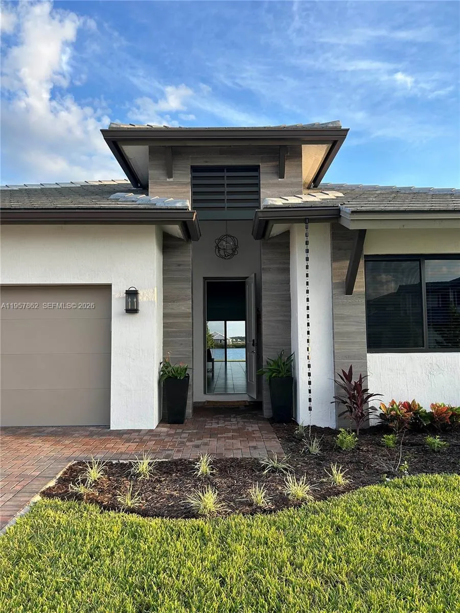 5077 GAMBERO WAY #5077 Other City - In The State Of Florida, FL 34142