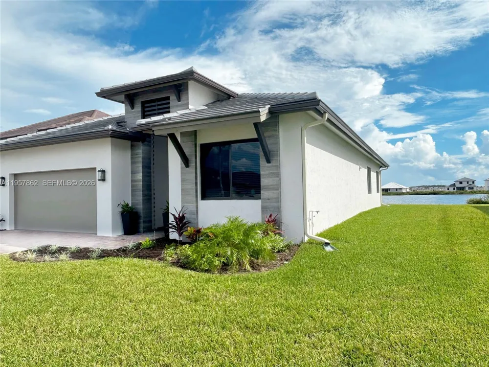 5077 GAMBERO WAY #5077 Other City - In The State Of Florida, FL 34142