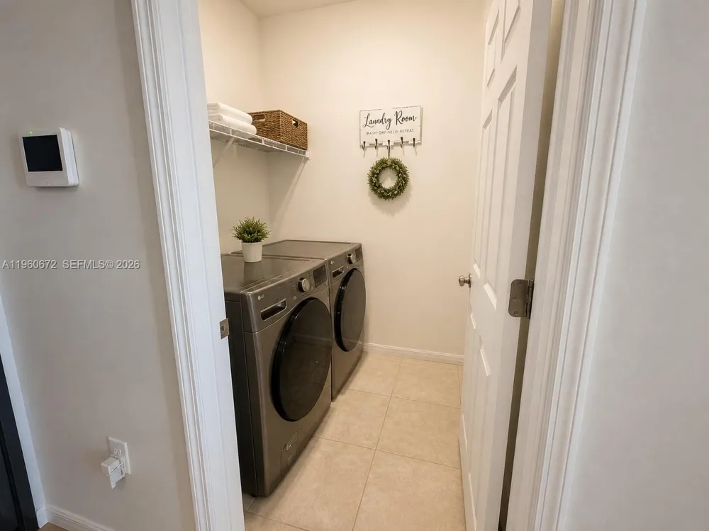 9042 E Broad Circle La Belle, FL 33935