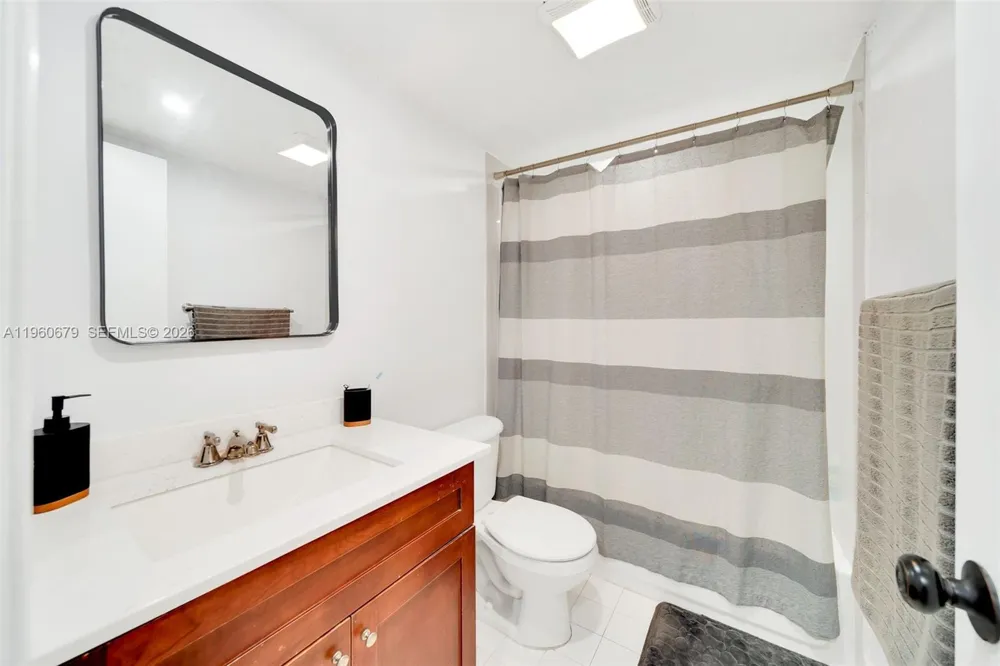 6900 Kendall Dr #A303 Pinecrest, FL 33156
