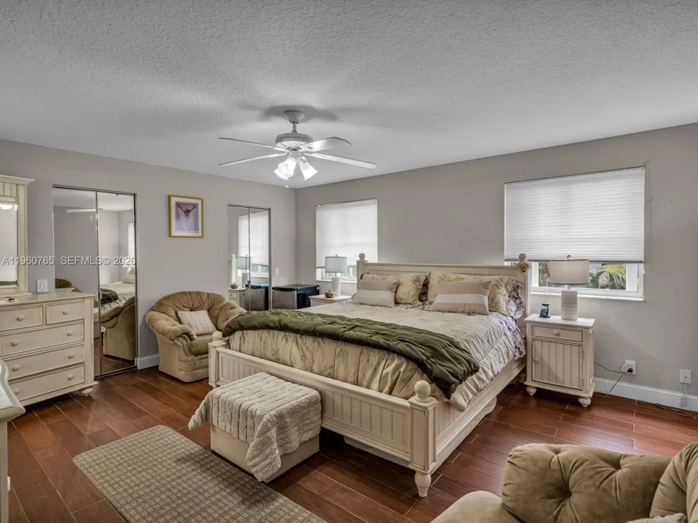 4209 Pinewood Ln Weston, FL 33331