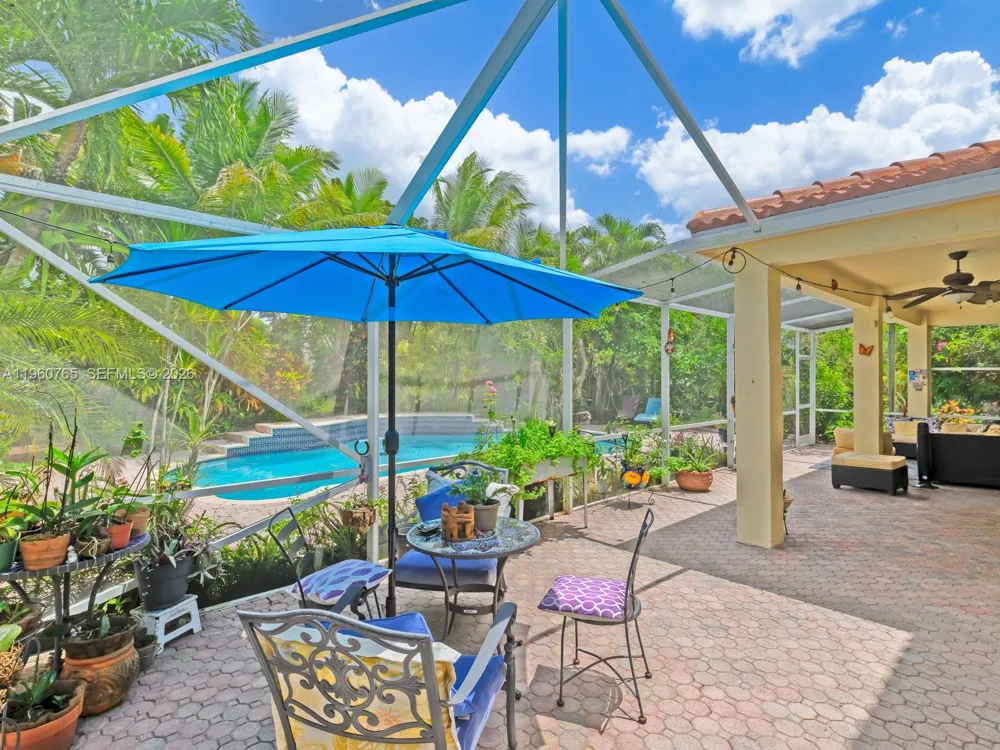 4209 Pinewood Ln Weston, FL 33331