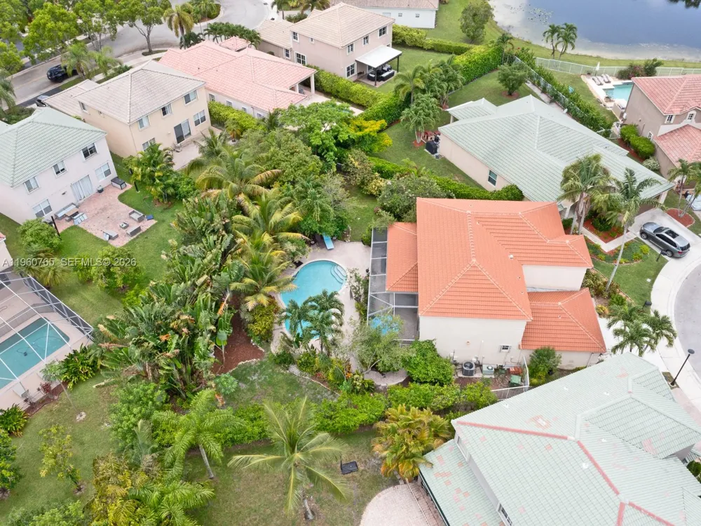 4209 Pinewood Ln Weston, FL 33331