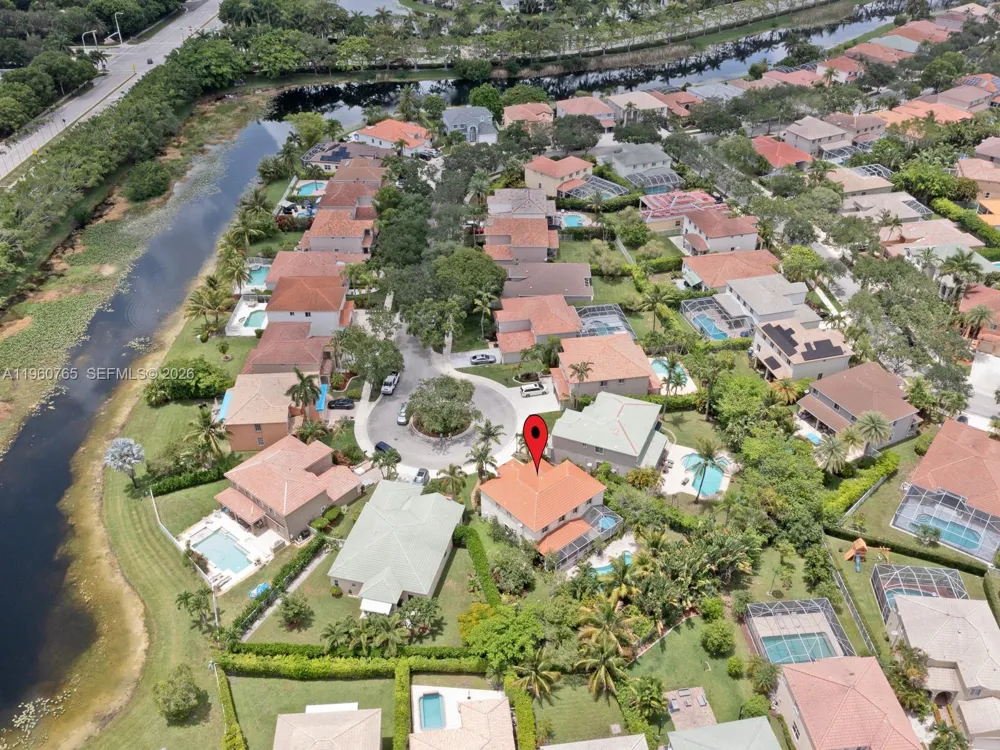4209 Pinewood Ln Weston, FL 33331