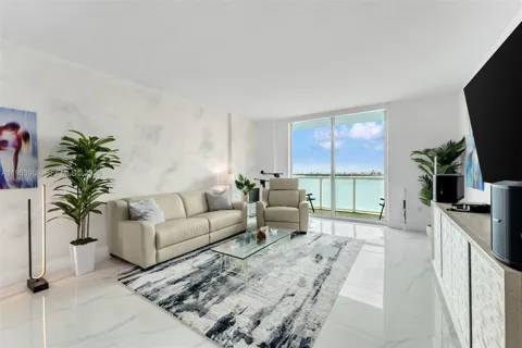 1900 Bayshore Dr #3202