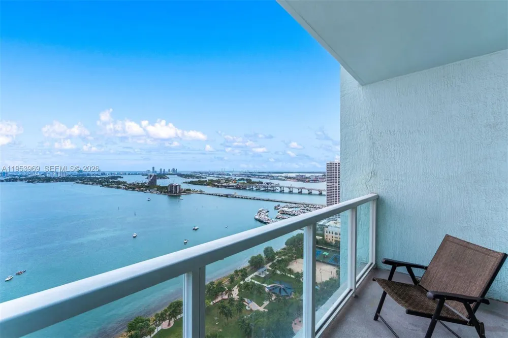 1900 Bayshore Dr #3202 Miami, FL 33132