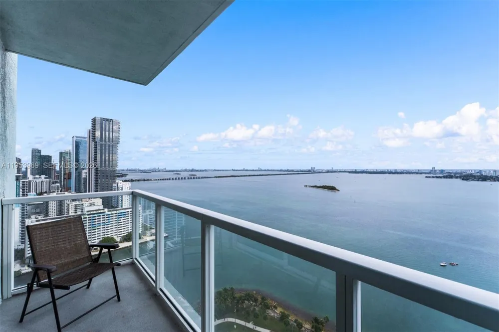 1900 Bayshore Dr #3202 Miami, FL 33132