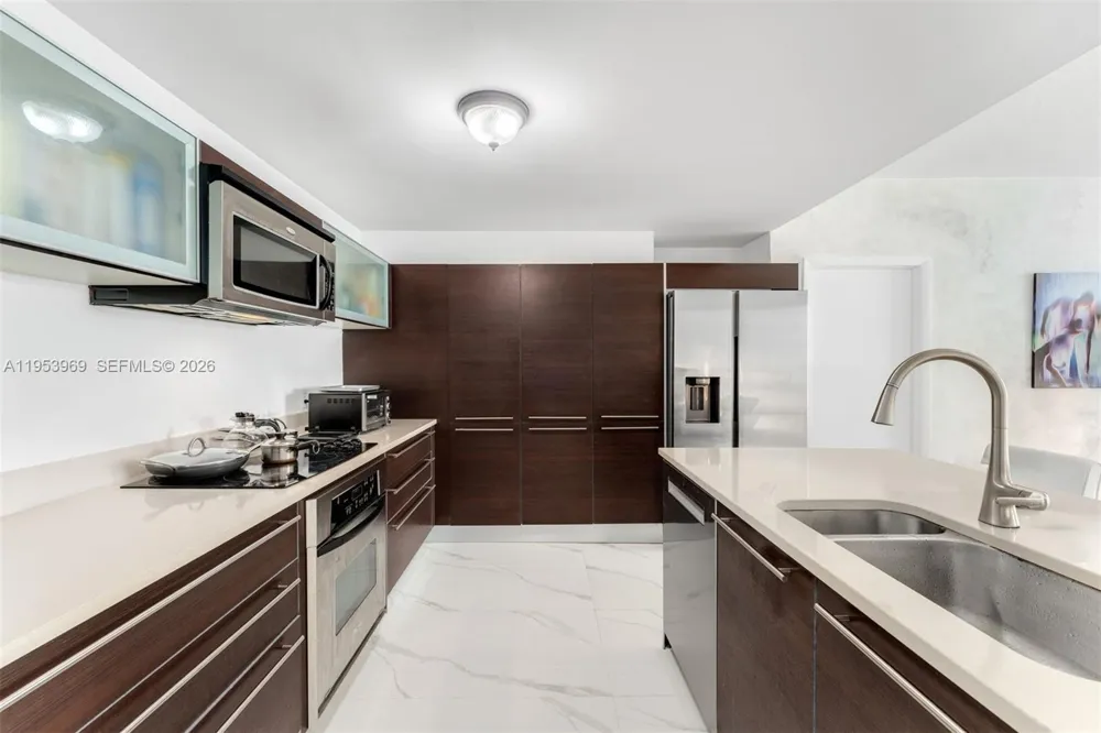 1900 Bayshore Dr #3202 Miami, FL 33132