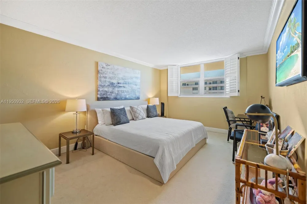 9273 Collins Ave #1102 Surfside, FL 33154