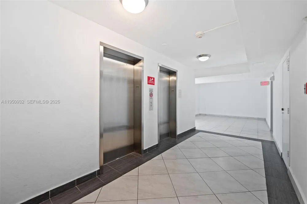 9273 Collins Ave #1102 Surfside, FL 33154