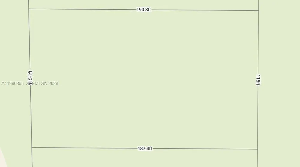 5121 RHUBARB ST Sebring, FL 33875
