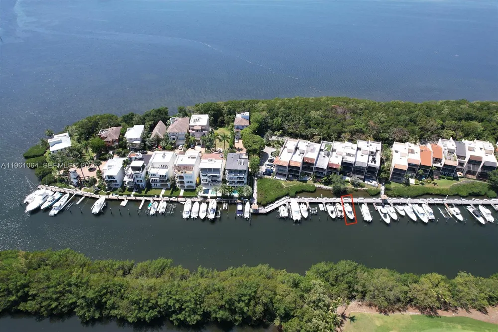 6200 SW 152nd St Palmetto Bay, FL 33157