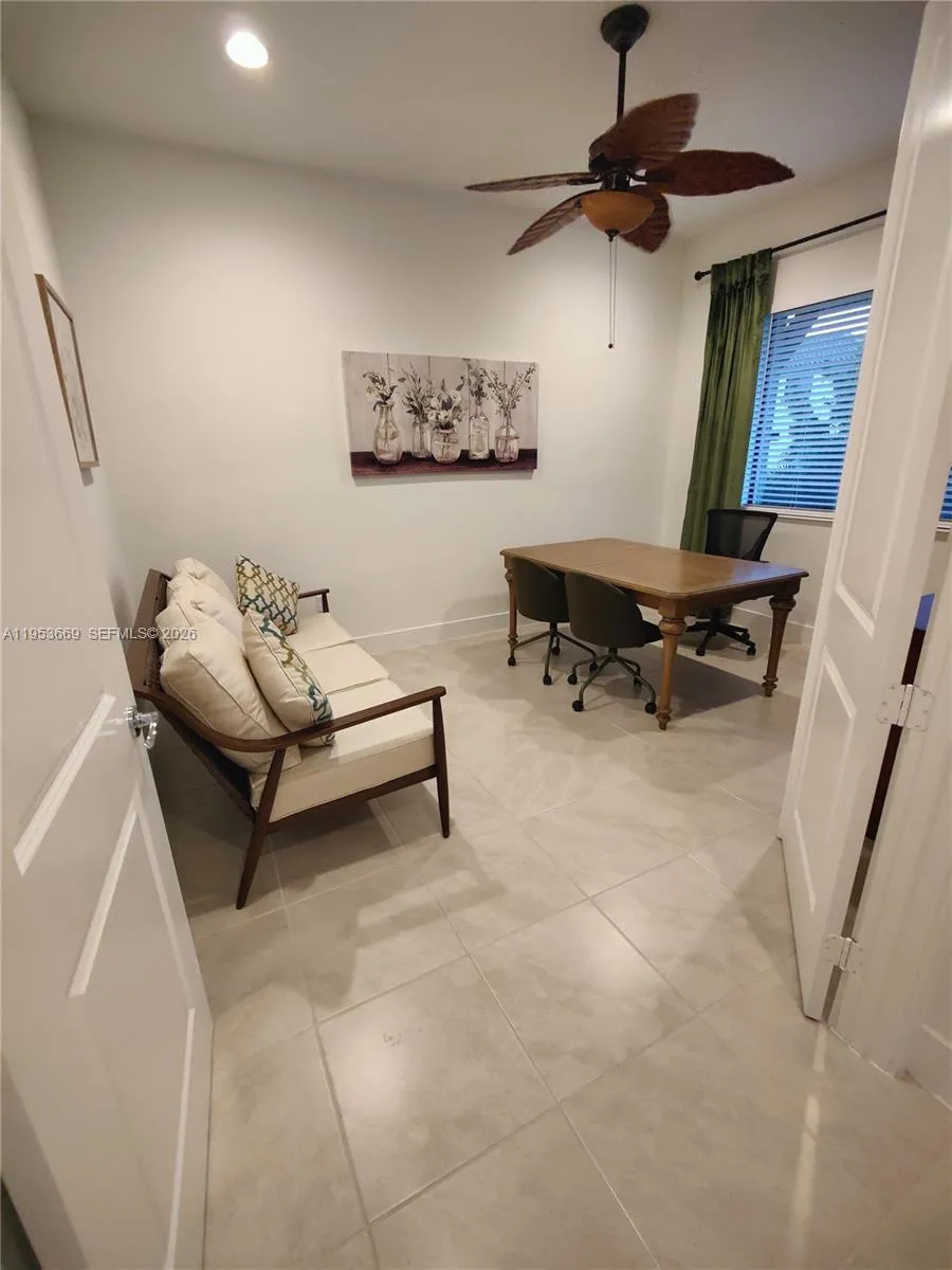 5077 Gambero Way #5077 Naples, FL 34142