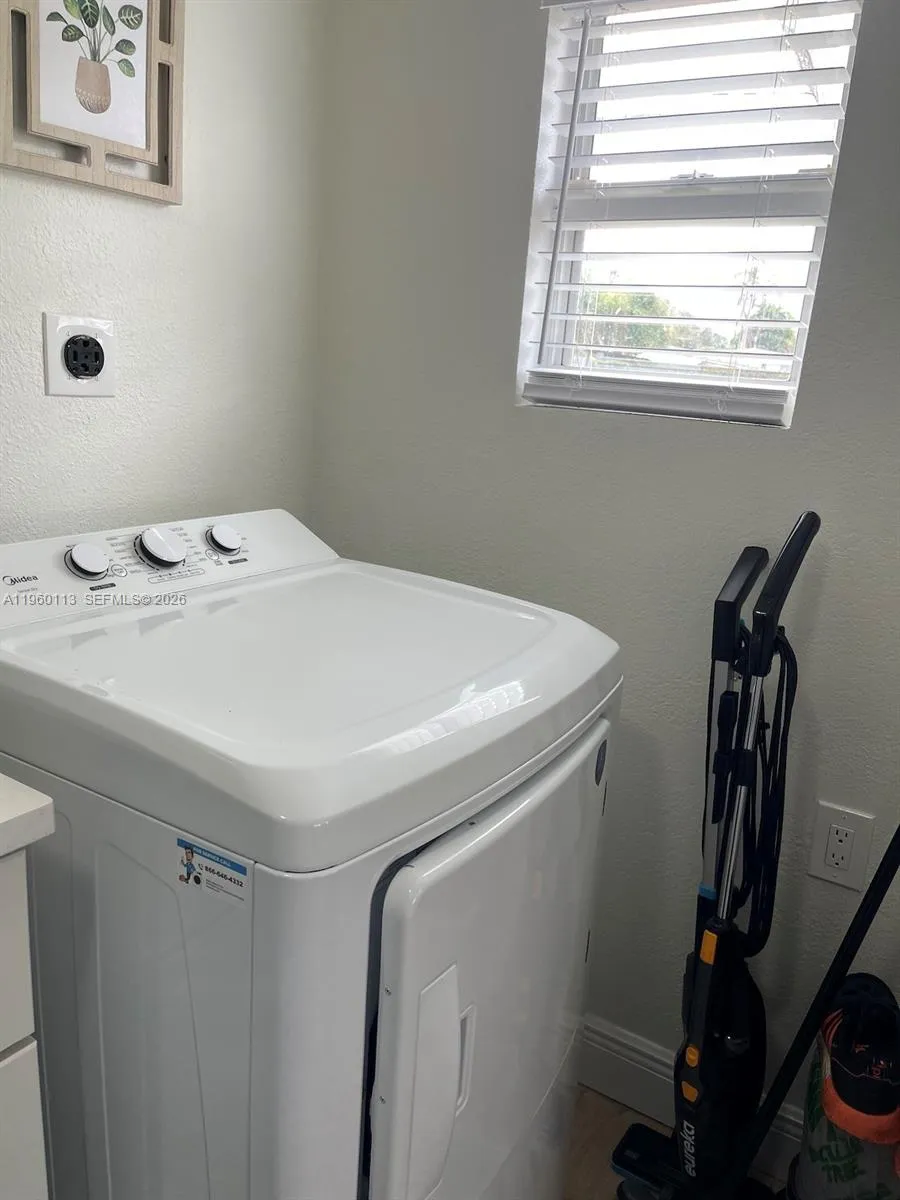 2253 Dordon Drive Melbourne, FL 32935