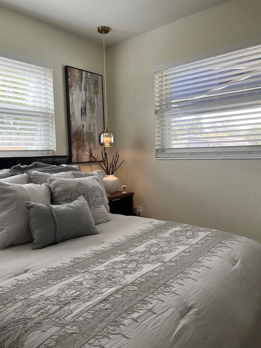 2253 Dordon Drive Melbourne, FL 32935