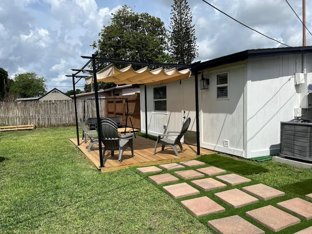 2253 Dordon Drive Melbourne, FL 32935