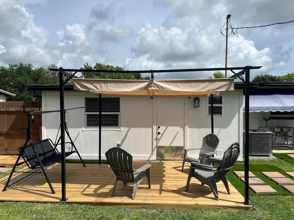 2253 Dordon Drive Melbourne, FL 32935